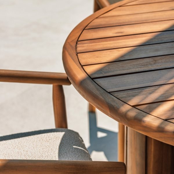 nousa_juna_outdoor (1)