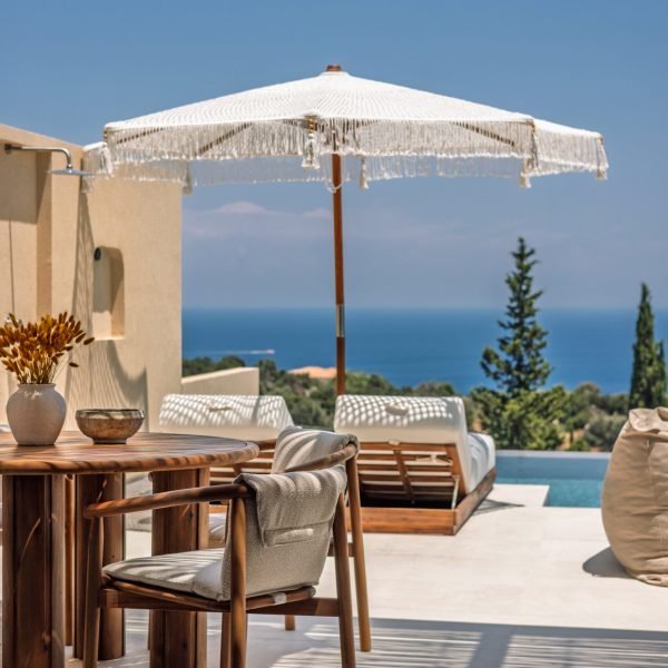 nousa_luna_outdoor (1)